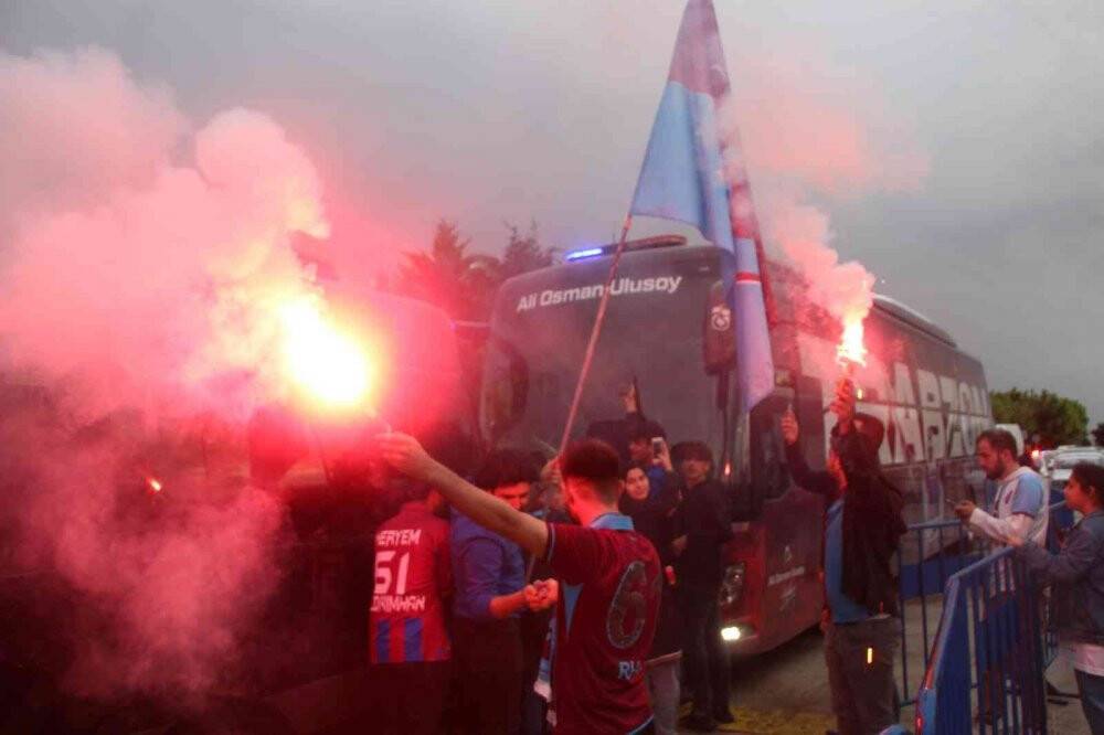 Trabzonspor Hatay’da coşku ile karşılandı
