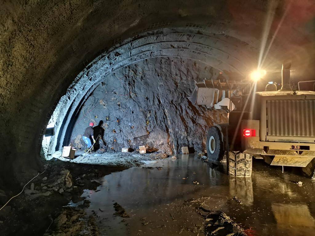 alacabel-tunelinde-calismalar-yeniden-basladi-6.jpg