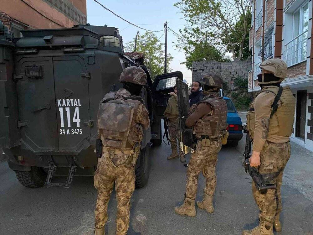 İstanbul'da şafak vakti eş zamanlı uyuşturucu operasyonu