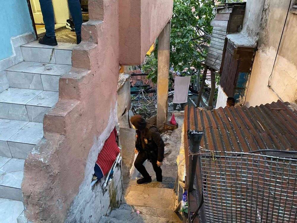 İstanbul'da şafak vakti eş zamanlı uyuşturucu operasyonu