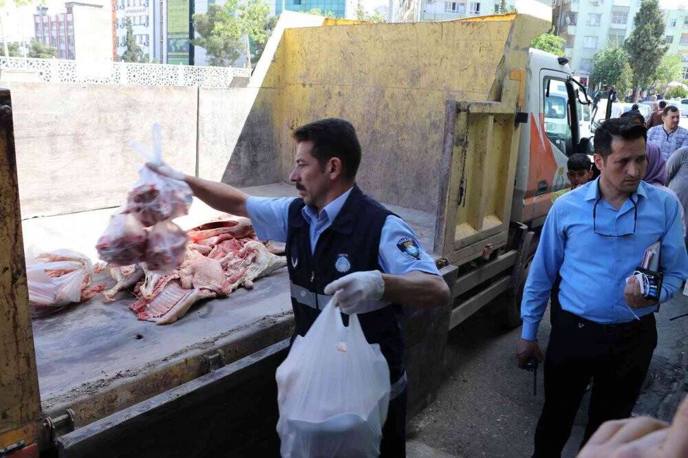 Şanlıurfa’da 1 ton 250 kilo bozuk et ele geçirildi