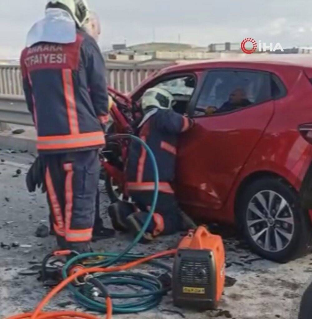 Başkent’te iki ayrı kaza: 1 ölü, 8 yaralı