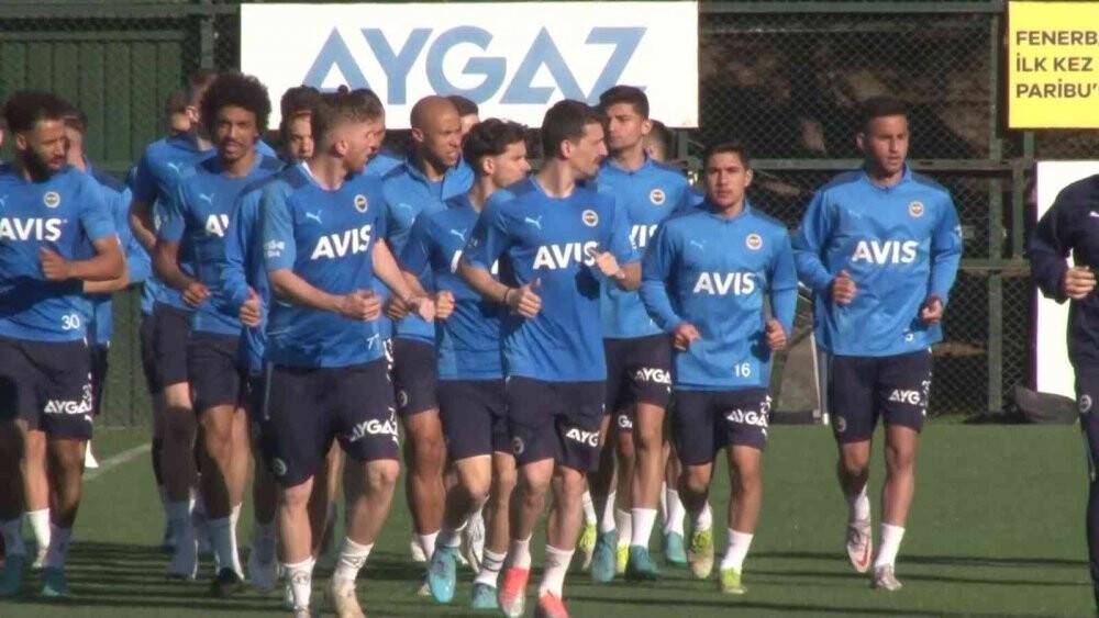 Fenerbahçe, Karagümrük maçı hazırlıklarına başladı