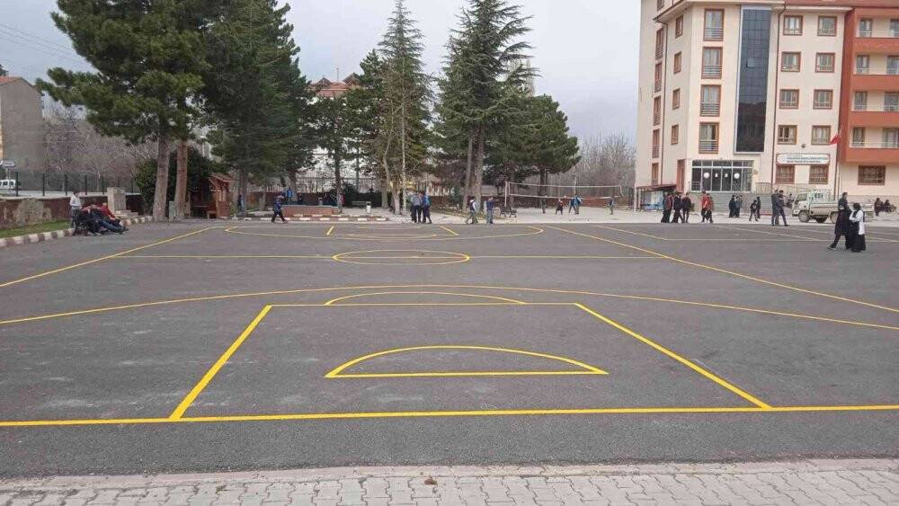 Konya'da 278 okulda oyun alanları oluşturuldu