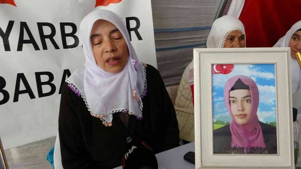 Ailelerin kararlı direnişi 985’inci gününde