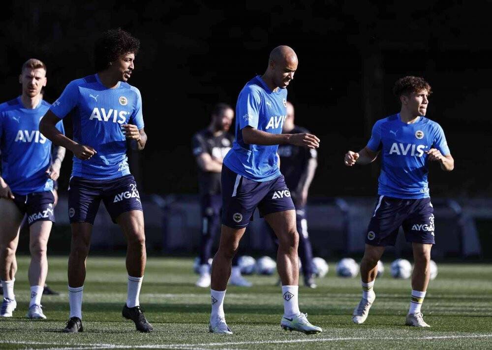 Fenerbahçe, Fatih Karagümrük maçı hazırlıklarını tamamladı