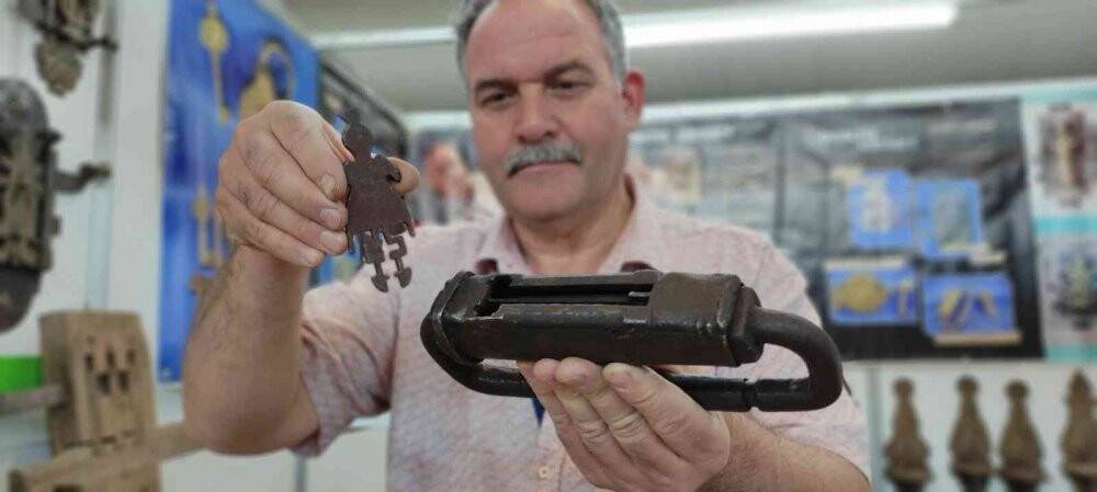 Asırlık kilitlerin aynısını yaptı, her biri servet değerinde