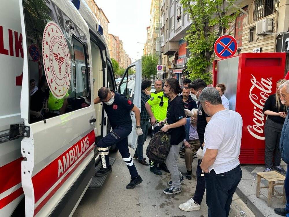 Kaza yapan araç sürücüsü 93 yaşında çıktı