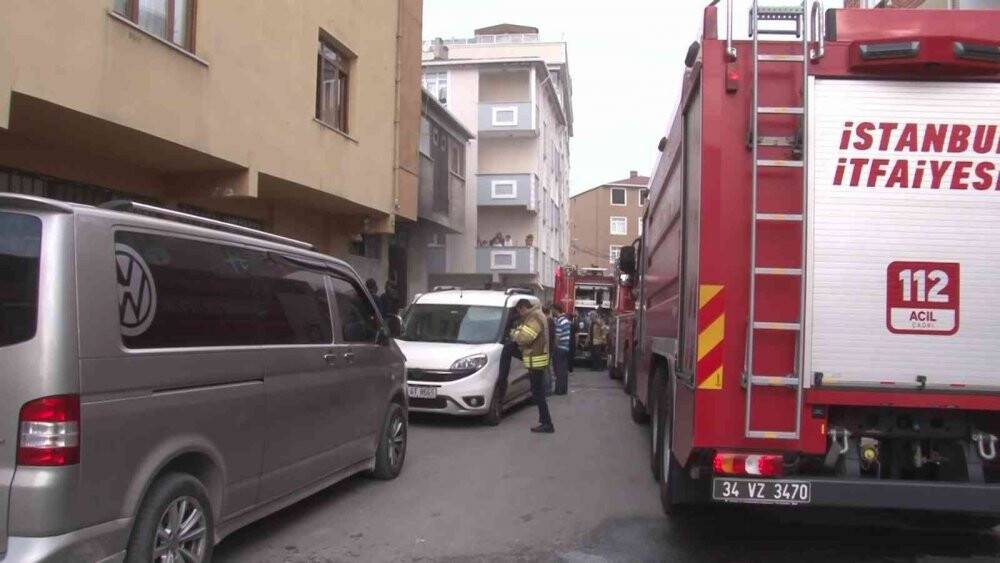 Sultanbeyli’de tekstil atölyesinde korkutan yangın