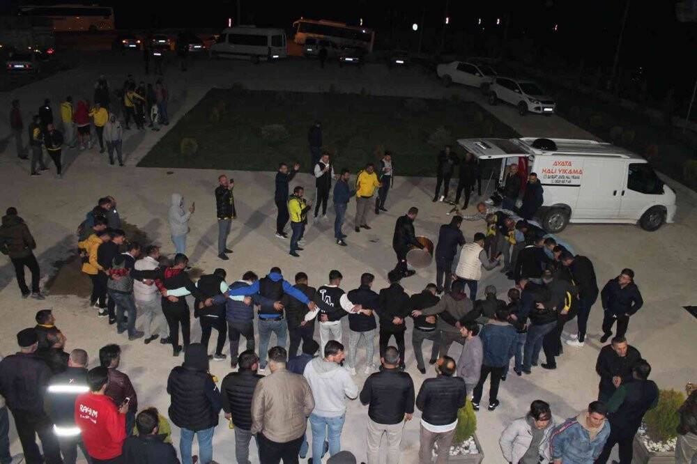 Bayburt’ta play-off yarı final coşkusu