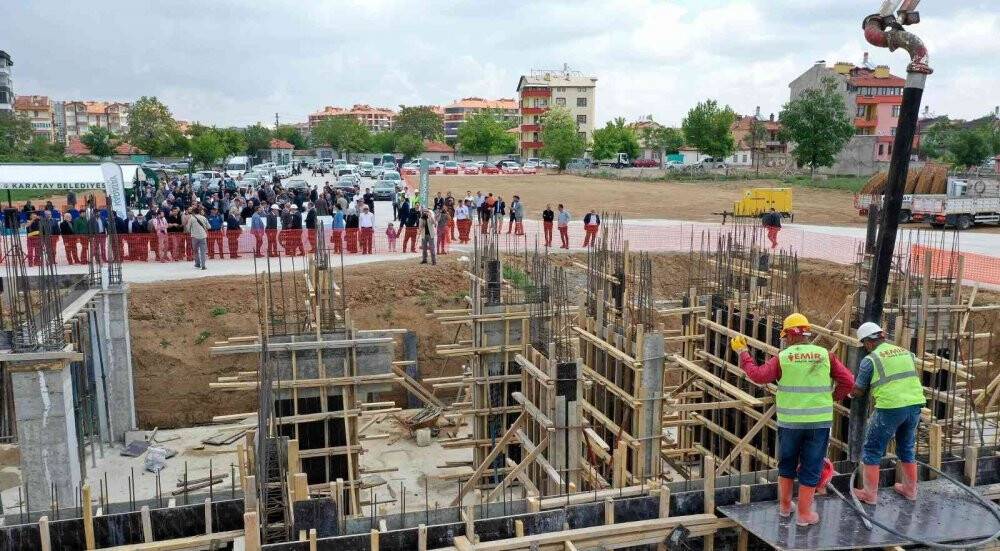 Karatay’ın 42. toplu konut hamlesi Aksapark’ın temeli atıldı