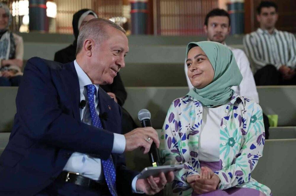 Cumhurbaşkanı Erdoğan: "Hedefimiz bu evlerde 1 milyon mülteciyi barındırmak"