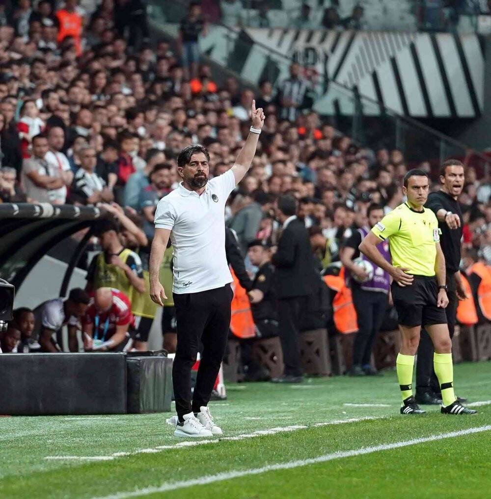Spor Toto Süper Lig: Beşiktaş: 1 - İH Konyaspor: 1 (Maç sonucu)