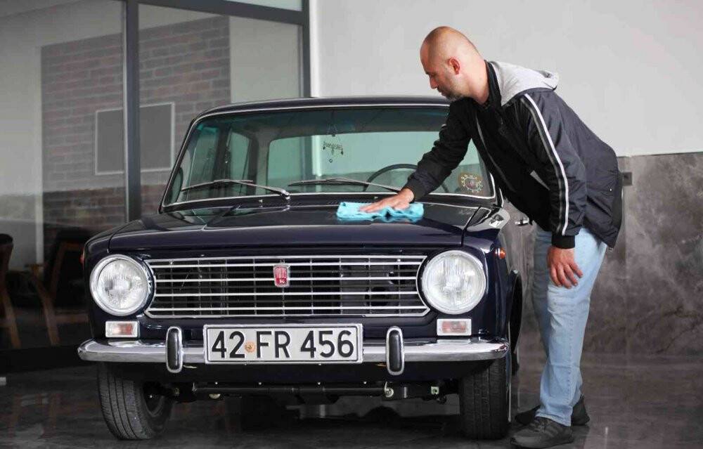 Çocukluk hayali 1975 model Murat 124'ü 280 bin TL'den satışa çıkardı