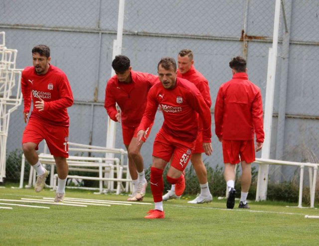 Sivasspor’da Kayserispor mesaisi