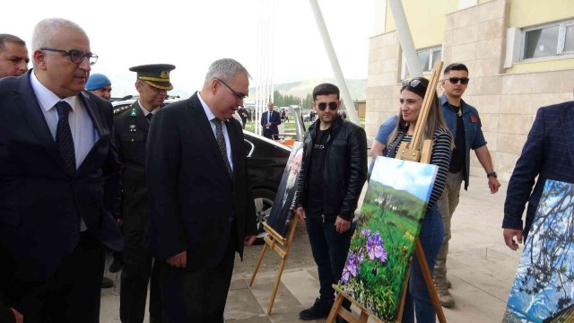 Muş’ta 19 Mayıs coşkuyla kutlandı