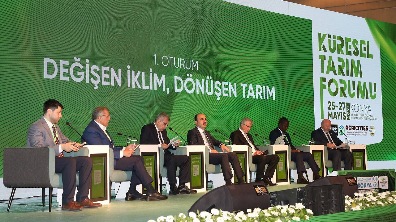 aa-20220526-27983721-27983720-kuresel-tarim-forumunda-gidanin-gelecegi-ve-isbirligi-konusuldu.jpg
