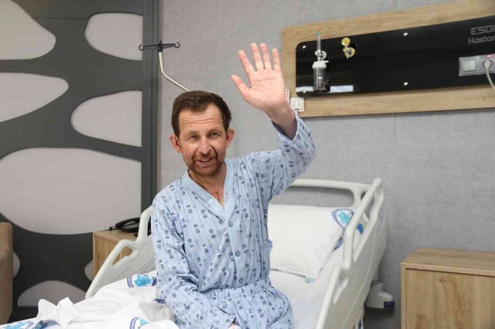 Bir hastaya aynı anda 4 kalp ameliyatı yapıldı