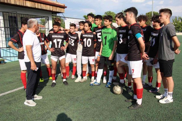 Beşte beş yapan Dokuzkavaklar şampiyonu oldu