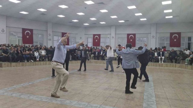 Dünya Şampiyonu Ali Peker, memleketinde coşkuyla karşılandı