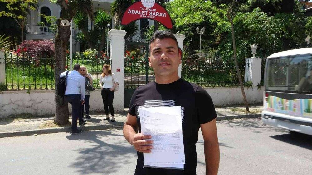 Kavgada kopan kulağını martı kaptı