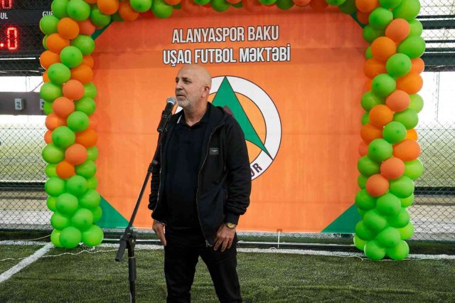 Alanyaspor, Bakü’de futbol okulu açtı