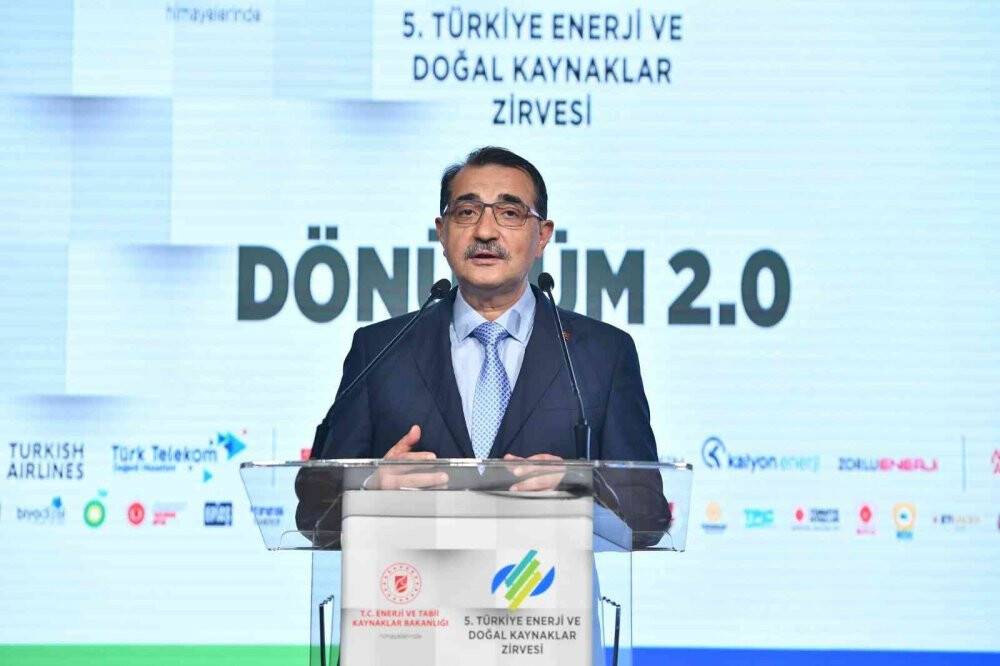 Karadeniz gazını karaya taşıyacak boru hattı için ilk kaynak temmuzda