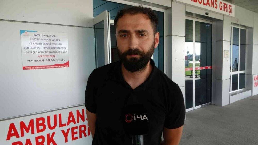 Kulağına kene yapışan küçük çocuk hastaneye kaldırıldı