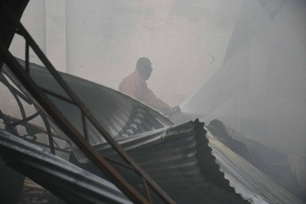 Pakistan’da kimya fabrikasında yangın çıktı