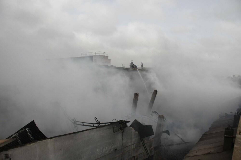 Pakistan’da kimya fabrikasında yangın çıktı