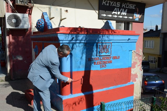 Sinop’taki çeşmeler bu yıl bordo-maviye boyandı