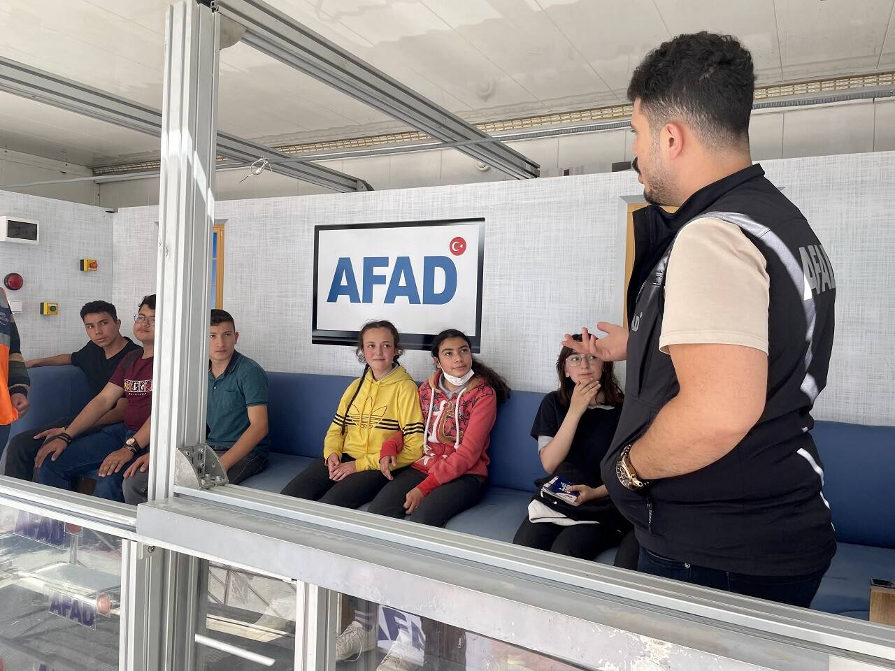 aa-20220528-28002835-28002834-konyadaki-universite-yapay-zeka-temali-bahar-senligiyle-ornek-olmak-istiyor.jpg