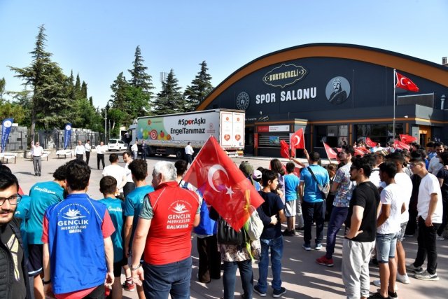 Cumhurbaşkanlığı Spor tırı Balıkesir’de