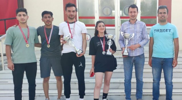 Hisarcık MYO’da voleybol ve masa tenisi turnuvaları