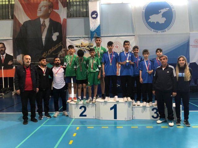 Malatya Badminton takımında şampiyonluk sevinci