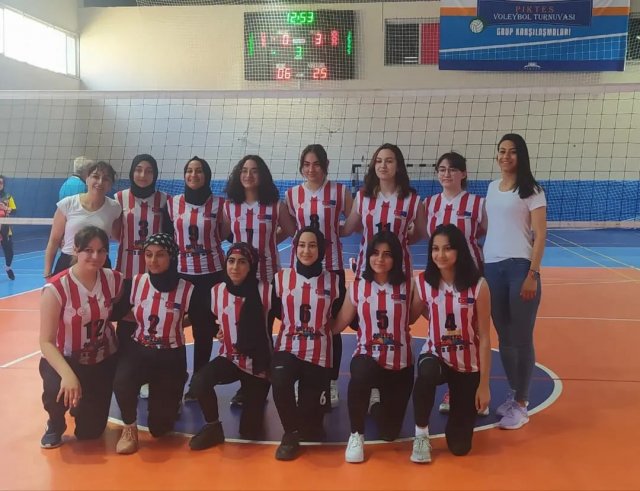 PİKTES Projesi voleybol şampiyonası Eskişehir’de yapıldı