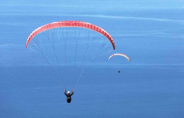 Türkiye Yamaç Paraşütü Şampiyonası, Van Gölü sahillerinde başladı