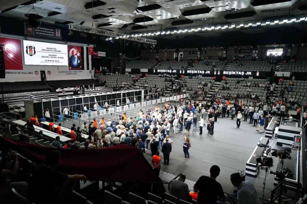 Beşiktaş Olağan Seçimli Genel Kurulu’nda oy verme işlemi başladı