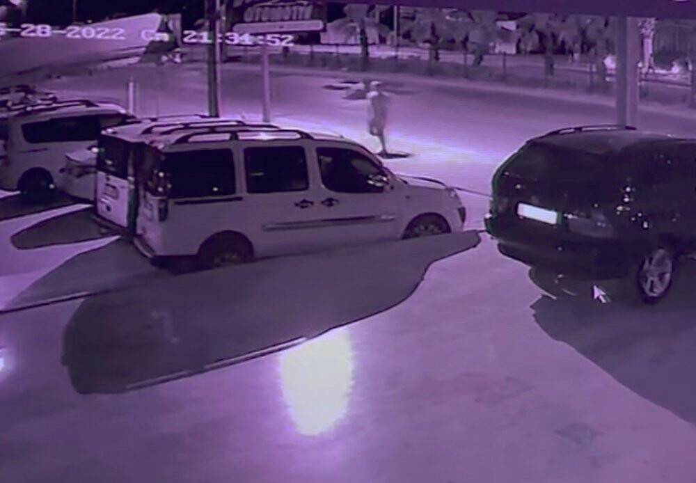 Çarptığı motosikletlinin ölümüne sebep olan sürücü aracını bırakıp  kaçtı