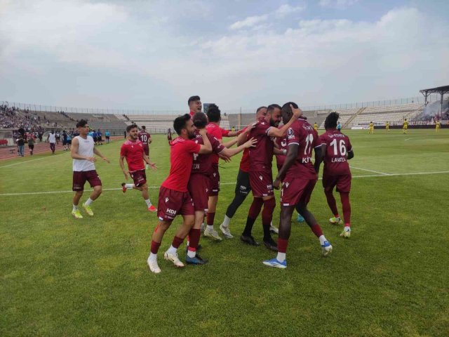 Spor Toto 1. Lig play-off: Bandırmaspor: 1 - Eyüpspor: 0 (Maç devam ediyor)