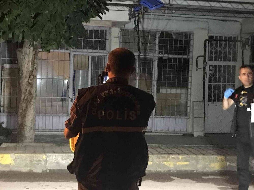 Tartıştığı kocası tarafından pencereden atıldığı iddia edildi