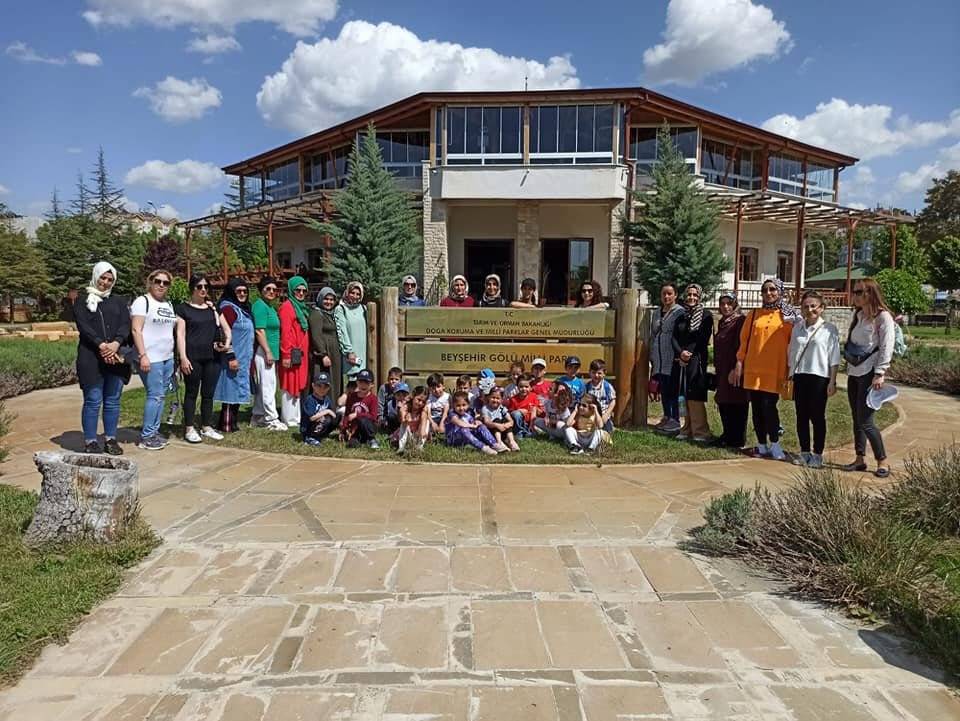 aa-20220531-28031610-28031609-beysehirde-minik-ogrencilere-milli-parklar-tanitildi.jpg