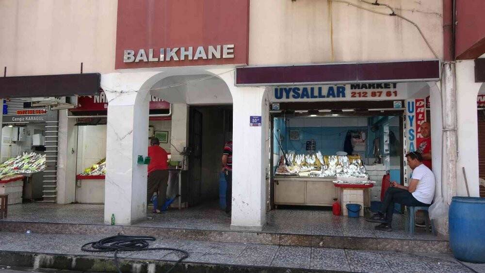 Çanakkale’de  sardalya, 50 liradan tezgahlarda