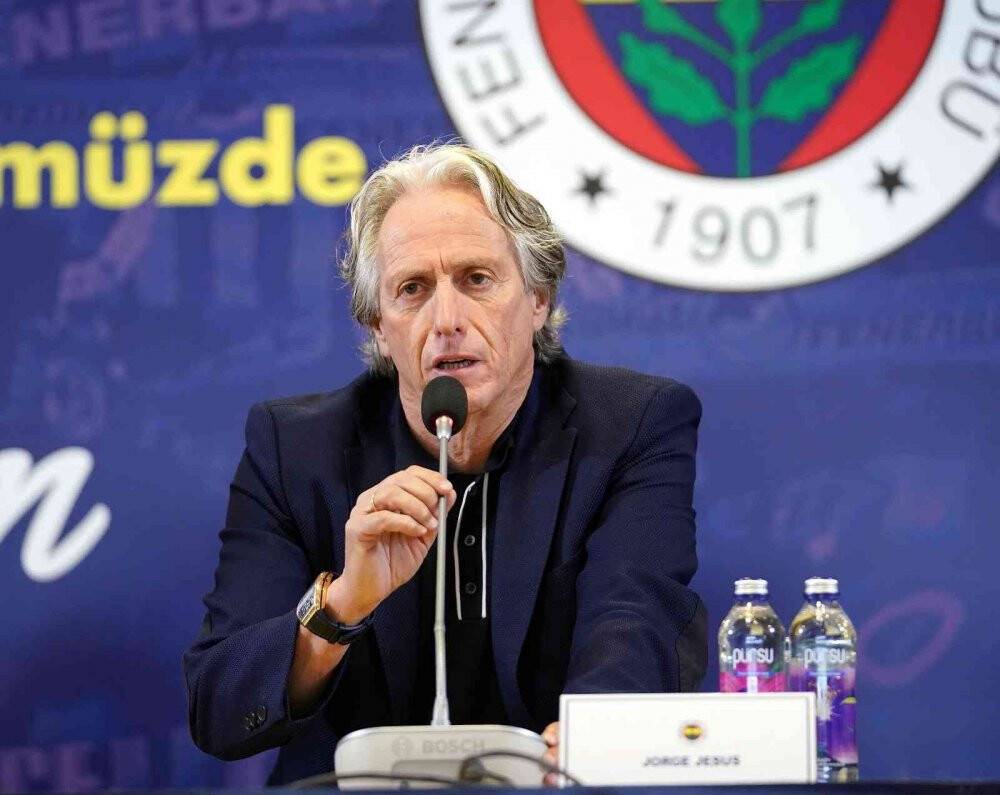 Fenerbahçe’de Jorge Jesus için imza töreni düzenlendi