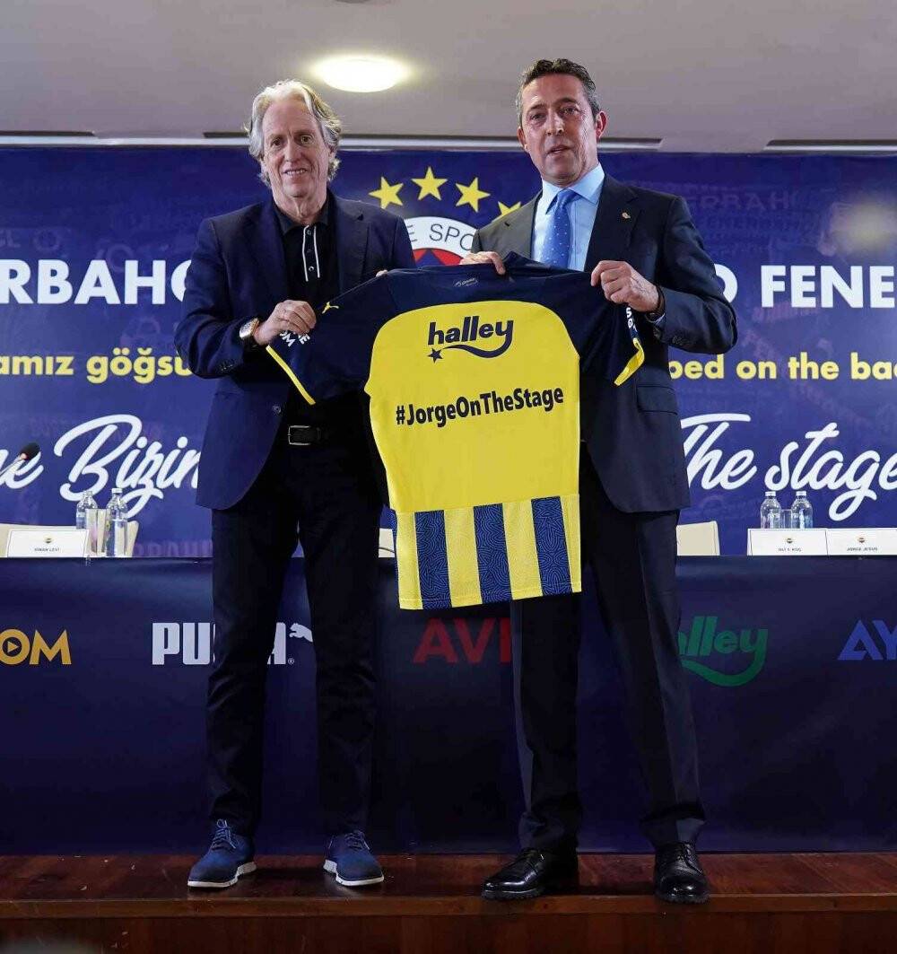 Fenerbahçe’de Jorge Jesus için imza töreni düzenlendi