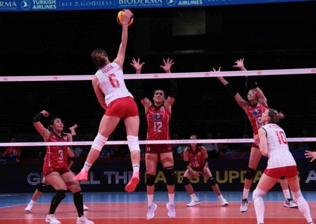 FIVB Milletler Ligi: Tayland: 3 - Bulgaristan: 0