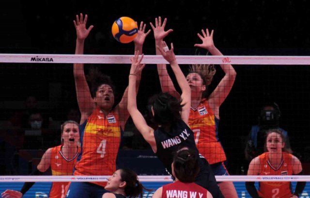 FIVB Milletler Ligi: Çin: 3 - Hollanda: 1