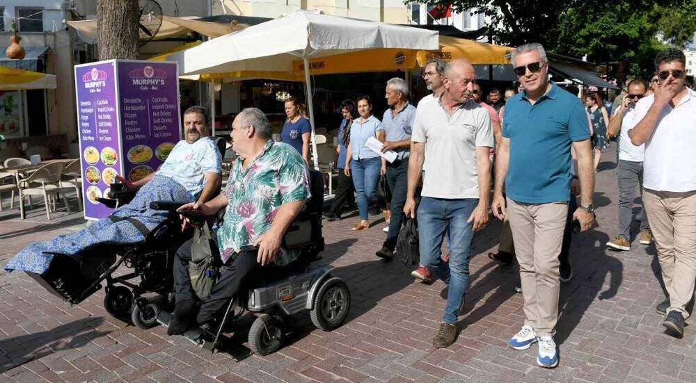 Kuşadası’nda Kiraz Şenliği Başladı