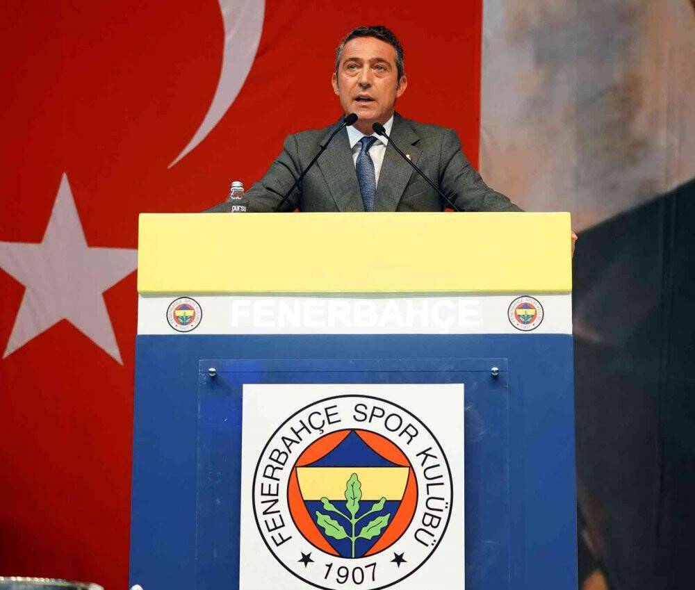 Fenerbahçe’de İsmail Kartal’a veda edildi