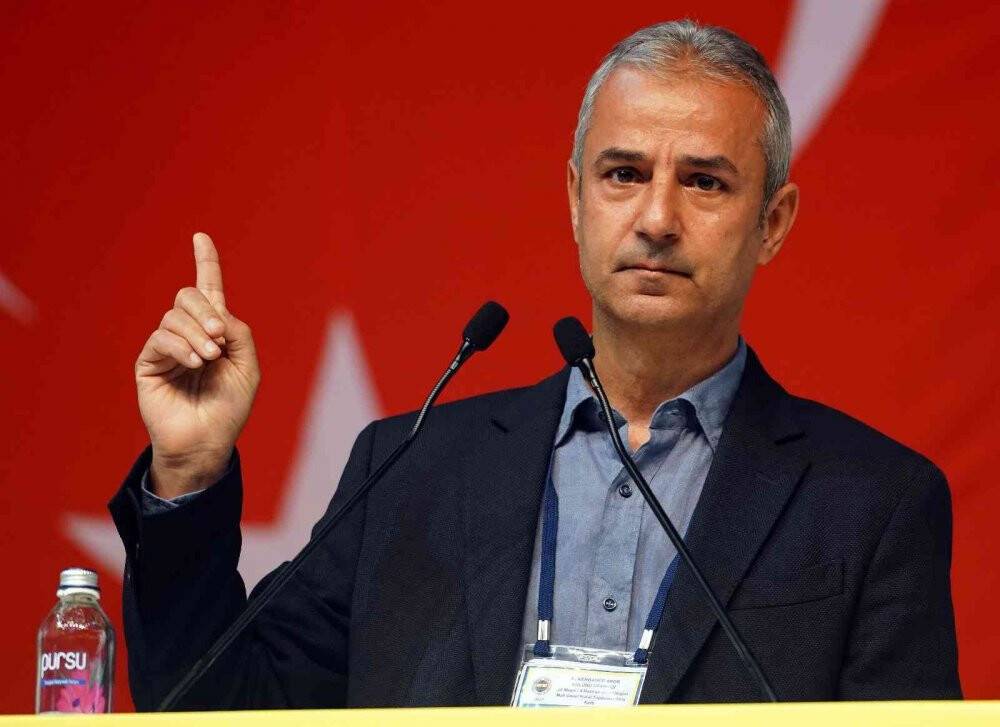 Fenerbahçe’de İsmail Kartal’a veda edildi